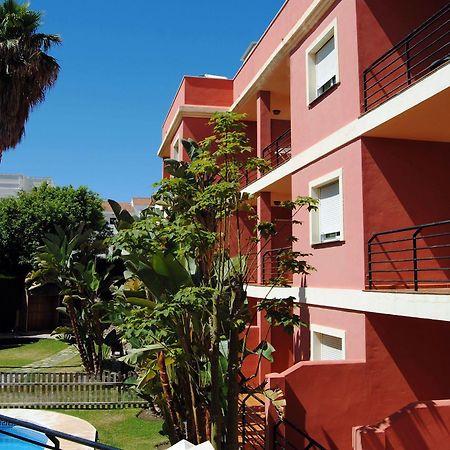 Apartamentos Turisticos Anoreta Rincón de la Victoria Exteriör bild