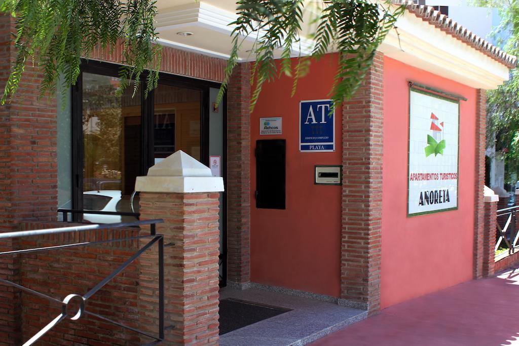 Apartamentos Turisticos Anoreta Rincón de la Victoria Exteriör bild